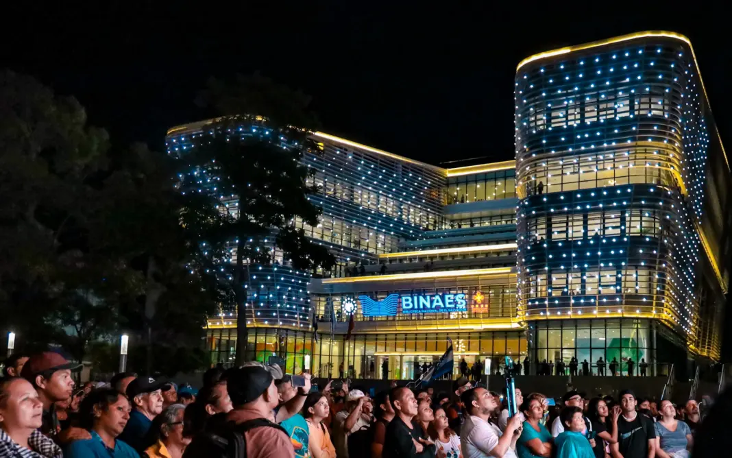 Bukeles Futuristic BINAES Library Blends Books, Bitcoin, and Family Play in Revitalized Capital