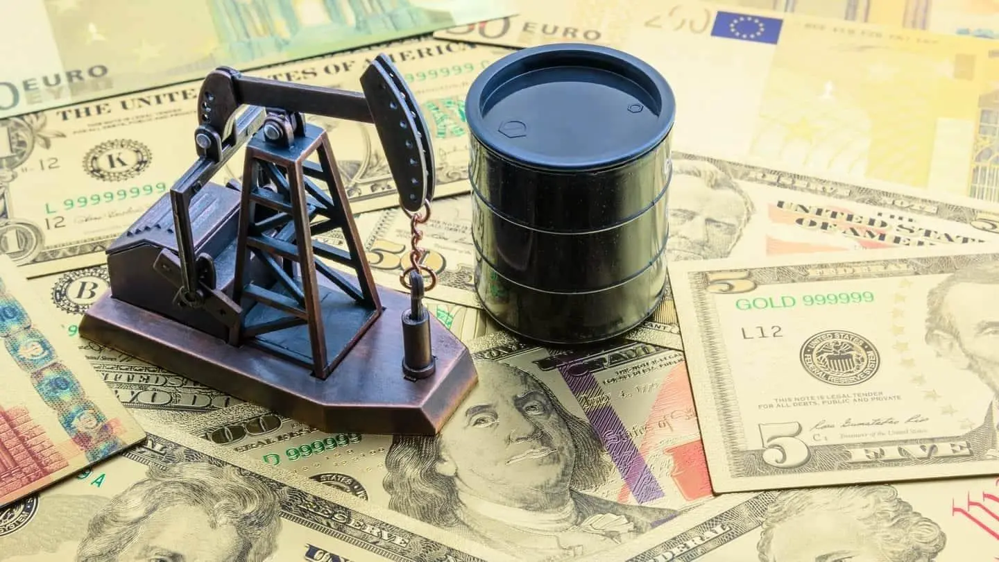 A Calculated Risk: Challenges and Rewards of Investing in Oil A Calculated Risk: Challenges and Rewards of Investing in Oil