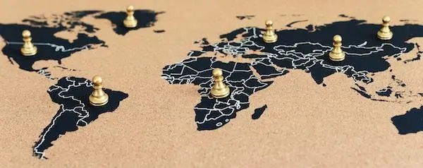 Oil Production and Usage Around the World Oil Production and Usage Around the World