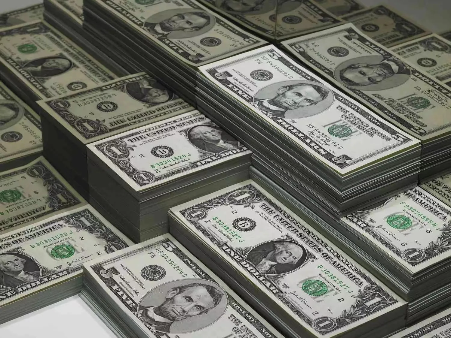 the overall value of cryptocurrencies the overall value of cryptocurrencies